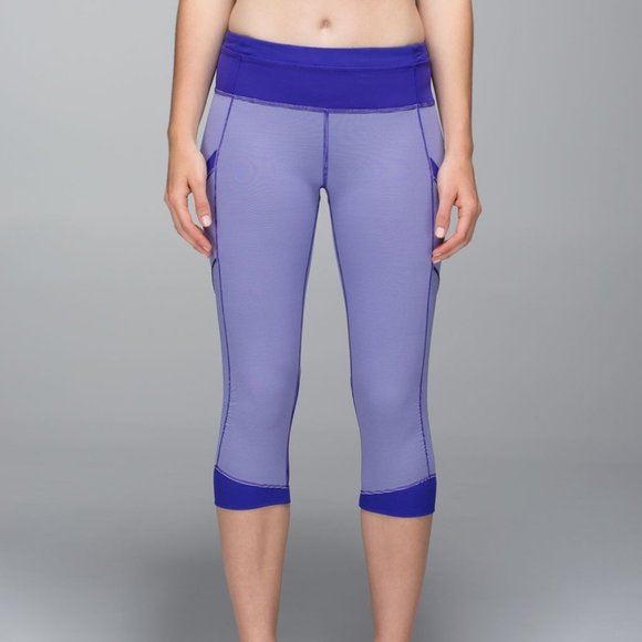 Lululemon Run For Fun Crop Wee Stripe Bruised Berry / Bruised Berry sz 2 EUC - Picture 1 of 17